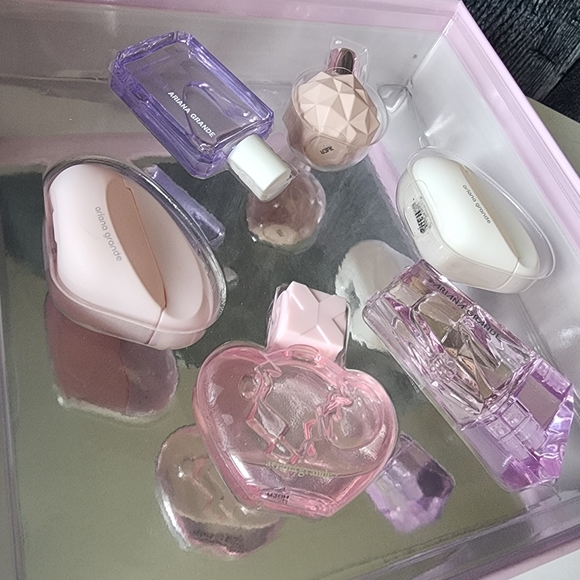 Ariana Grande Greatest Hits Fragrance Set|6 PC Fragrance Set|Limited Edition NEW - Picture 3 of 6